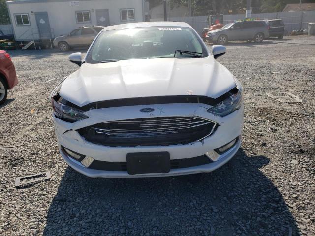 3FA6P0LU0HR234497 - 2017 FORD FUSION SE HYBRID WHITE photo 5