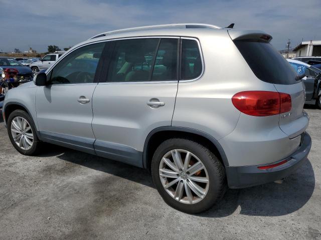 WVGAV7AX3CW530664 - 2012 VOLKSWAGEN TIGUAN S SILVER photo 2