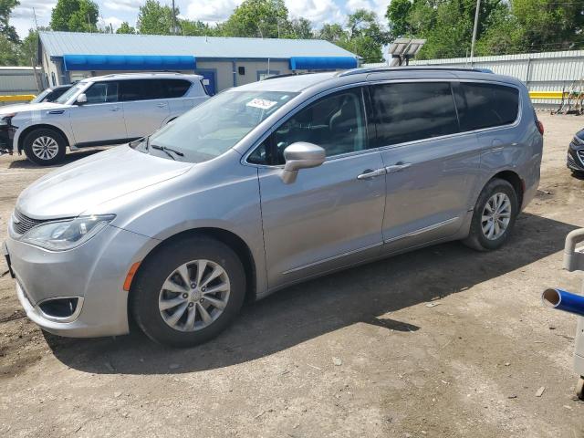 2019 CHRYSLER PACIFICA TOURING L, null