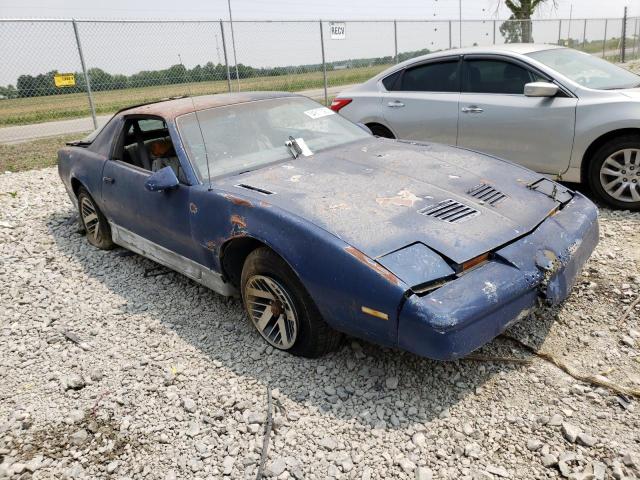 1G2FW87F3GL255417 - 1986 PONTIAC FIREBIRD TRANS AM BLUE photo 4