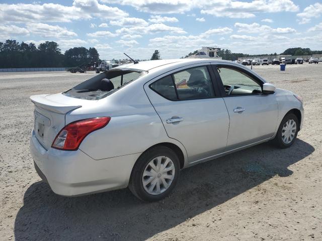 3N1CN7AP7KL845648 - 2019 NISSAN VERSA S 银色 照片 3