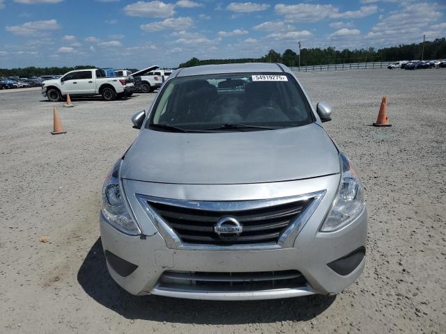 3N1CN7AP7KL845648 - 2019 NISSAN VERSA S 银色 照片 5