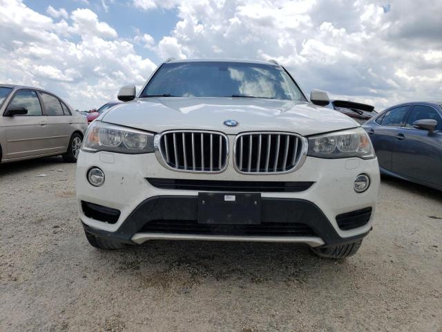 5UXWZ7C32H0V88069 - 2017 BMW X3 SDRIVE28I WHITE photo 5