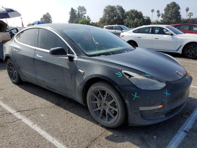 5YJ3E1EA9JF043230 - 2018 TESLA MODEL 3 BLACK photo 4