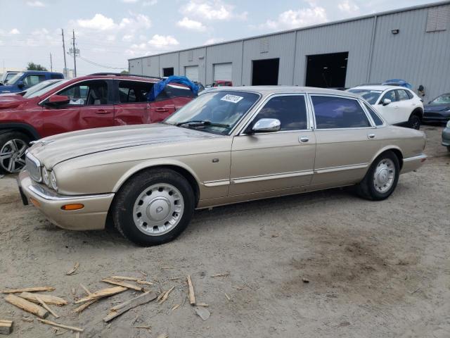 SAJKX6244WC849080 - 1998 JAGUAR XJ8 TAN photo 1