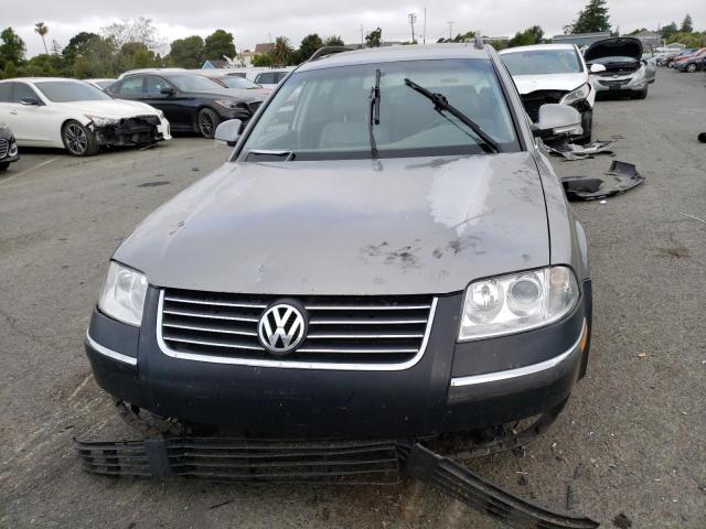 WVWWH63B14E233266 - 2004 VOLKSWAGEN PASSAT GLX GRAY photo 5