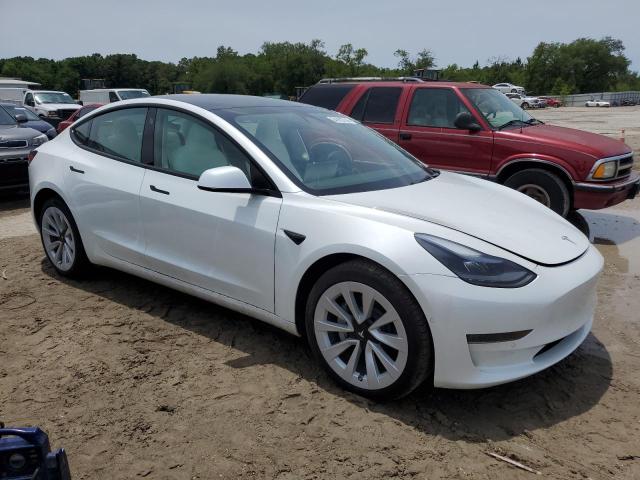 5YJ3E1EA0PF703809 - 2023 TESLA MODEL 3 WHITE photo 4