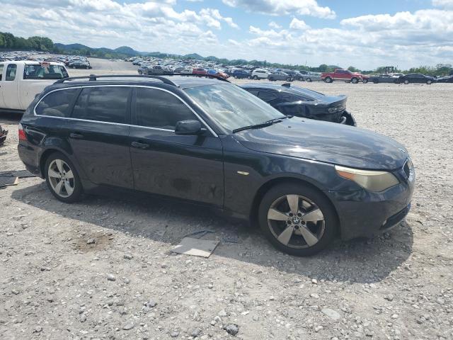 WBANN73507CN04447 - 2007 BMW 530 XIT BLACK photo 4