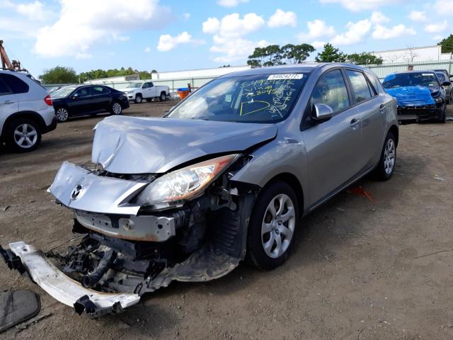 JM1BL1KF1D1728045 - 2013 MAZDA 3 I فضي صورة 2
