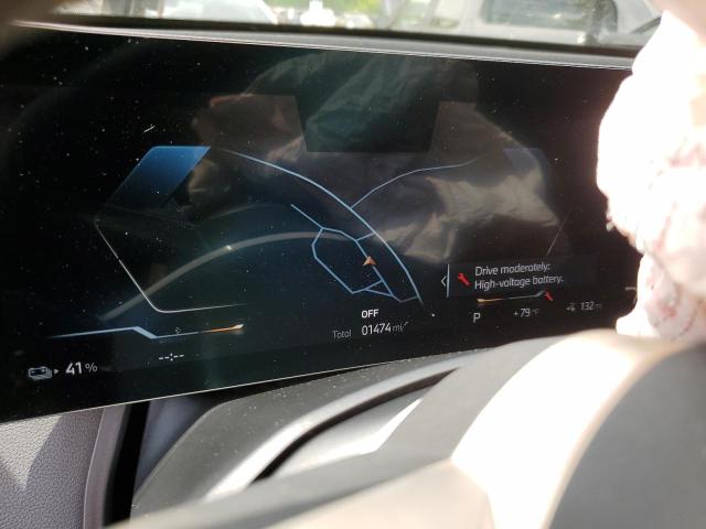 WB523CF09RCR07670 - 2024 BMW IX XDRIVE50 WHITE photo 9