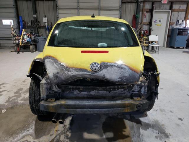 3VWJ17AT0EM664657 - 2014 VOLKSWAGEN BEETLE YELLOW photo 6