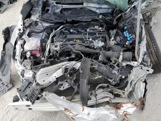 5YFB4MDE4RP223994 - 2024 TOYOTA COROLLA LE SILVER photo 11