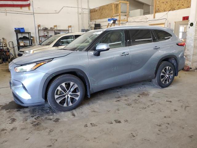 5TDGZRBH1LS047325 - 2020 TOYOTA HIGHLANDER XLE BLUE photo 1