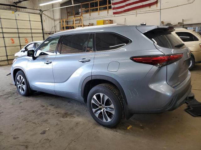 5TDGZRBH1LS047325 - 2020 TOYOTA HIGHLANDER XLE BLUE photo 2