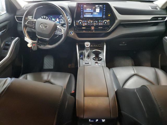 5TDGZRBH1LS047325 - 2020 TOYOTA HIGHLANDER XLE BLUE photo 8