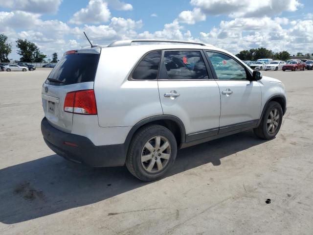 5XYKT4A22DG378375 - 2013 KIA SORENTO LX SILVER photo 3