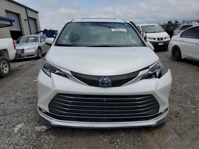 5TDERKEC2PS169017 - 2023 TOYOTA SIENNA LIMITED WHITE photo 5