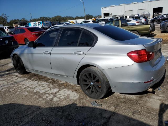 WBA3C3C52DF982806 - 2013 BMW 320 I XDRIVE SILVER photo 2