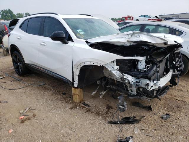 LRBAZLR4XND109632 - 2022 BUICK ENVISION PREFERRED WHITE photo 4