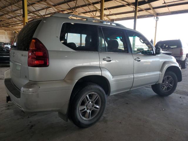 JTJBT20X530004250 - 2003 LEXUS GX 470 SILVER photo 3