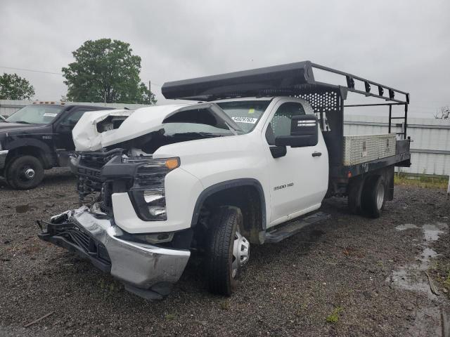 1GB3WRE77MF261848 - 2021 CHEVROLET SILVERADO C3500 WHITE photo 1