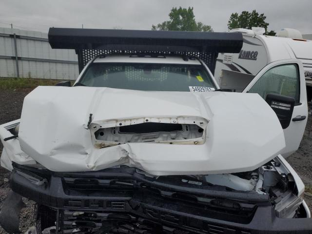 1GB3WRE77MF261848 - 2021 CHEVROLET SILVERADO C3500 WHITE photo 11