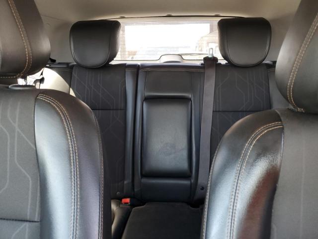 KL7CJPSB7JB686798 - 2018 CHEVROLET TRAX 1LT ნაცრისფერი ფოტო 10