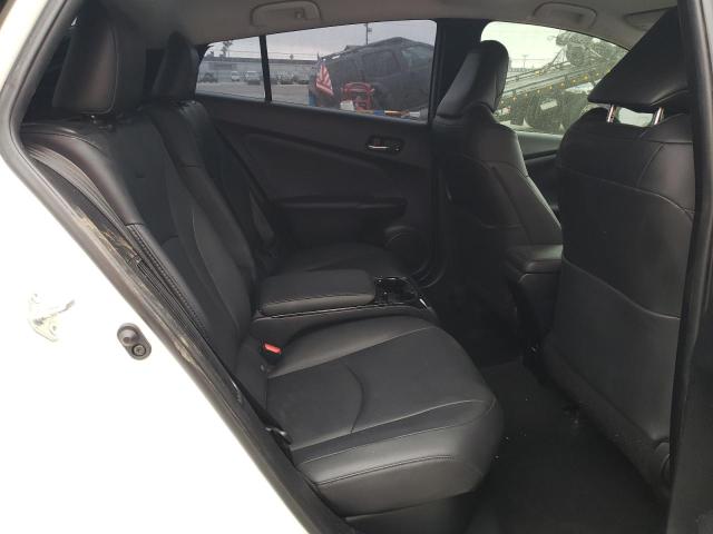 JTDKARFP8J3080095 - 2018 TOYOTA PRIUS PRIM Weiß Foto 10