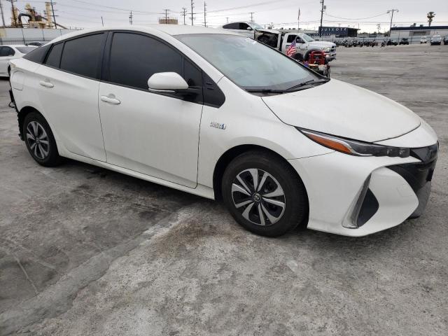 JTDKARFP8J3080095 - 2018 TOYOTA PRIUS PRIM Weiß Foto 4