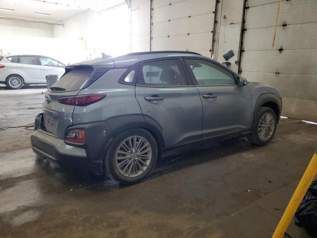 KM8K6CAA8MU707955 - 2021 HYUNDAI KONA SEL PLUS GRAY photo 3