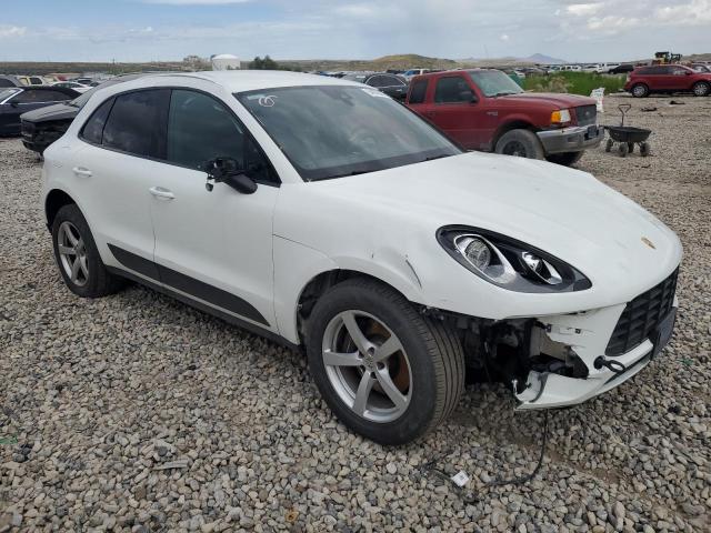 WP1AA2A5XHLB02020 - 2017 PORSCHE MACAN WHITE photo 4