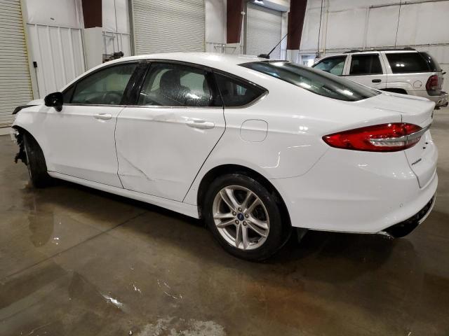 3FA6P0HD4JR255920 - 2018 FORD FUSION SE WHITE photo 2