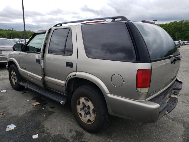 1GNDT13W92K185792 - 2002 CHEVROLET BLAZER TAN photo 2