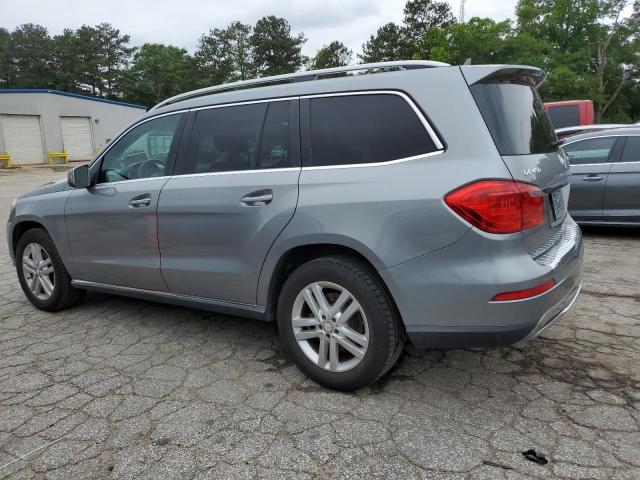 4JGDF7CE1EA334891 - 2014 MERCEDES-BENZ GL 450 4MATIC GRAY photo 2