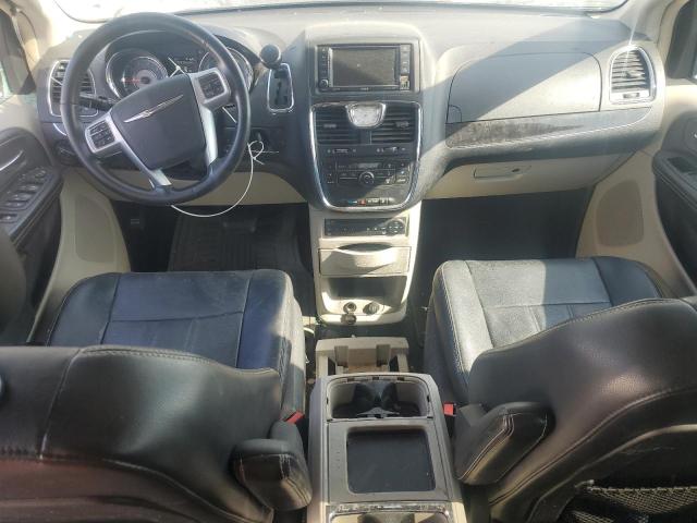 2C4RC1CG2CR143703 - 2012 CHRYSLER TOWN & COU TOURING L SILVER photo 8