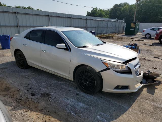 1G11J5SX2DF186290 - 2013 CHEVROLET MALIBU LTZ WHITE photo 4