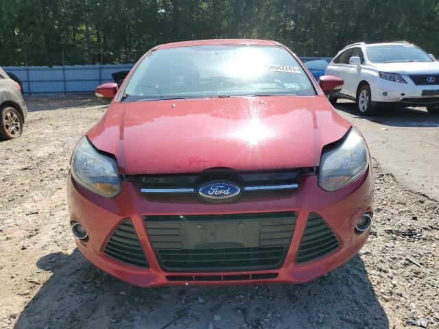 1FAHP3J20CL229285 - 2012 FORD FOCUS TITANIUM RED photo 5