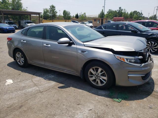 5XXGT4L35JG229082 - 2018 KIA OPTIMA LX GRAY photo 4