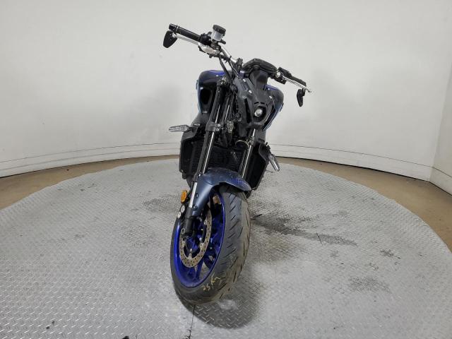 JYARN71EXNA002427 - 2022 YAMAHA MT09 BLUE photo 2