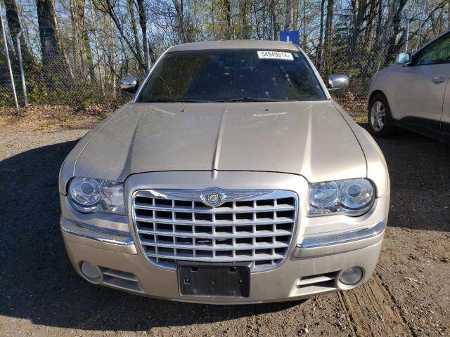 2C3LK63H58H157739 - 2008 CHRYSLER 300C TAN photo 5