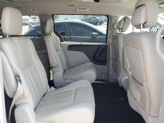 2C4RC1CG4CR412204 - 2012 CHRYSLER TOWN & COU TOURING L WHITE photo 11