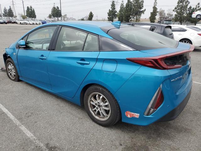 JTDKARFP6H3011335 - 2017 TOYOTA PRIUS PRIM BLUE photo 2