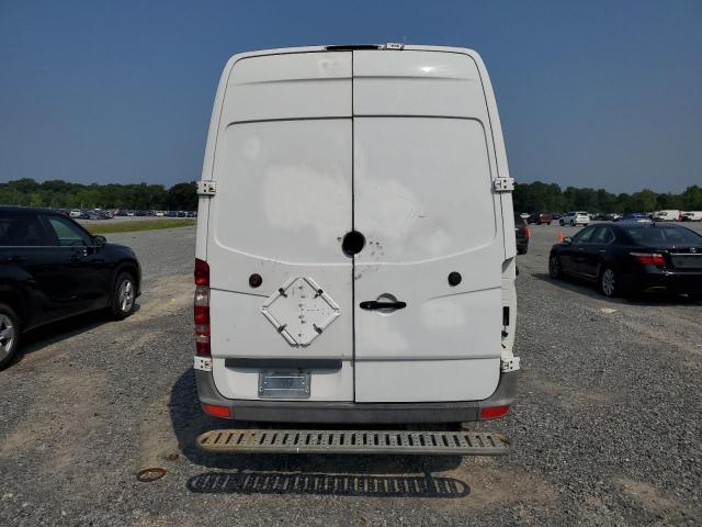 WD3PE8CB2B5562249 - 2011 MERCEDES-BENZ SPRINTER 2500 WHITE photo 6