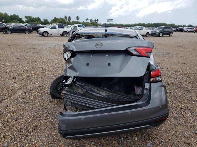 3N1CN8DV1ML814687 - 2021 NISSAN VERSA S GRAY photo 6