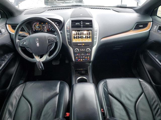 5LMCJ3C94HUL71228 - 2017 LINCOLN MKC RESERVE შავი ფოტო 8