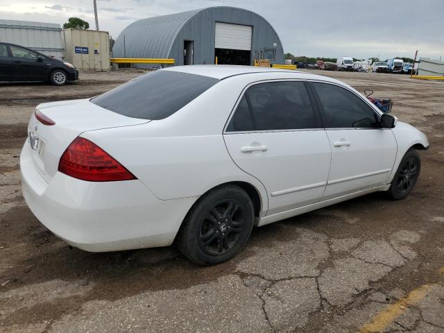 1HGCM55376A006013 - 2006 HONDA ACCORD SE WHITE photo 3