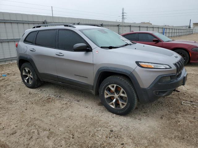 1C4PJMBS4HD214415 - 2017 JEEP CHEROKEE TRAILHAWK SILVER photo 4