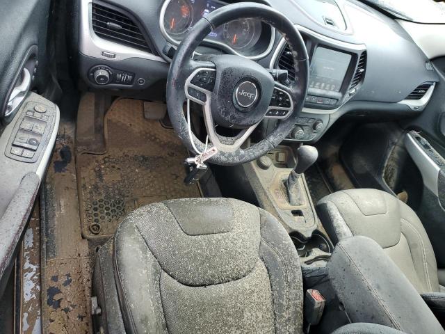 1C4PJMBS4HD214415 - 2017 JEEP CHEROKEE TRAILHAWK SILVER photo 8