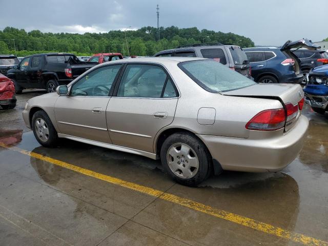 1HGCG16561A056197 - 2001 HONDA ACCORD EX GOLD photo 2