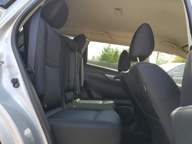 KNMAT2MTXHP596295 - 2017 NISSAN ROGUE S 银色 照片 11